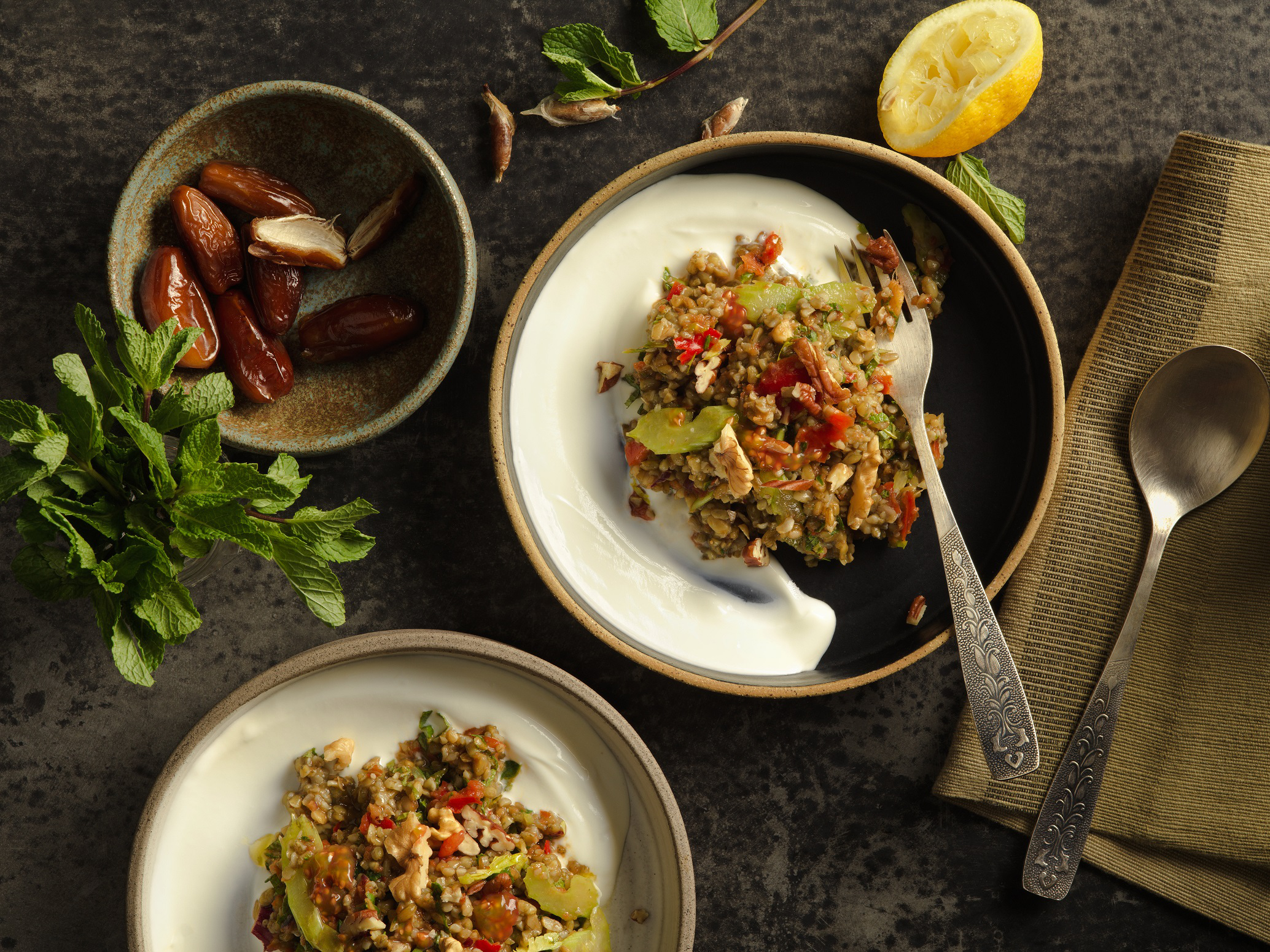 Freekeh-Salat mit Datteln und Nüssen I © Vorwerk
