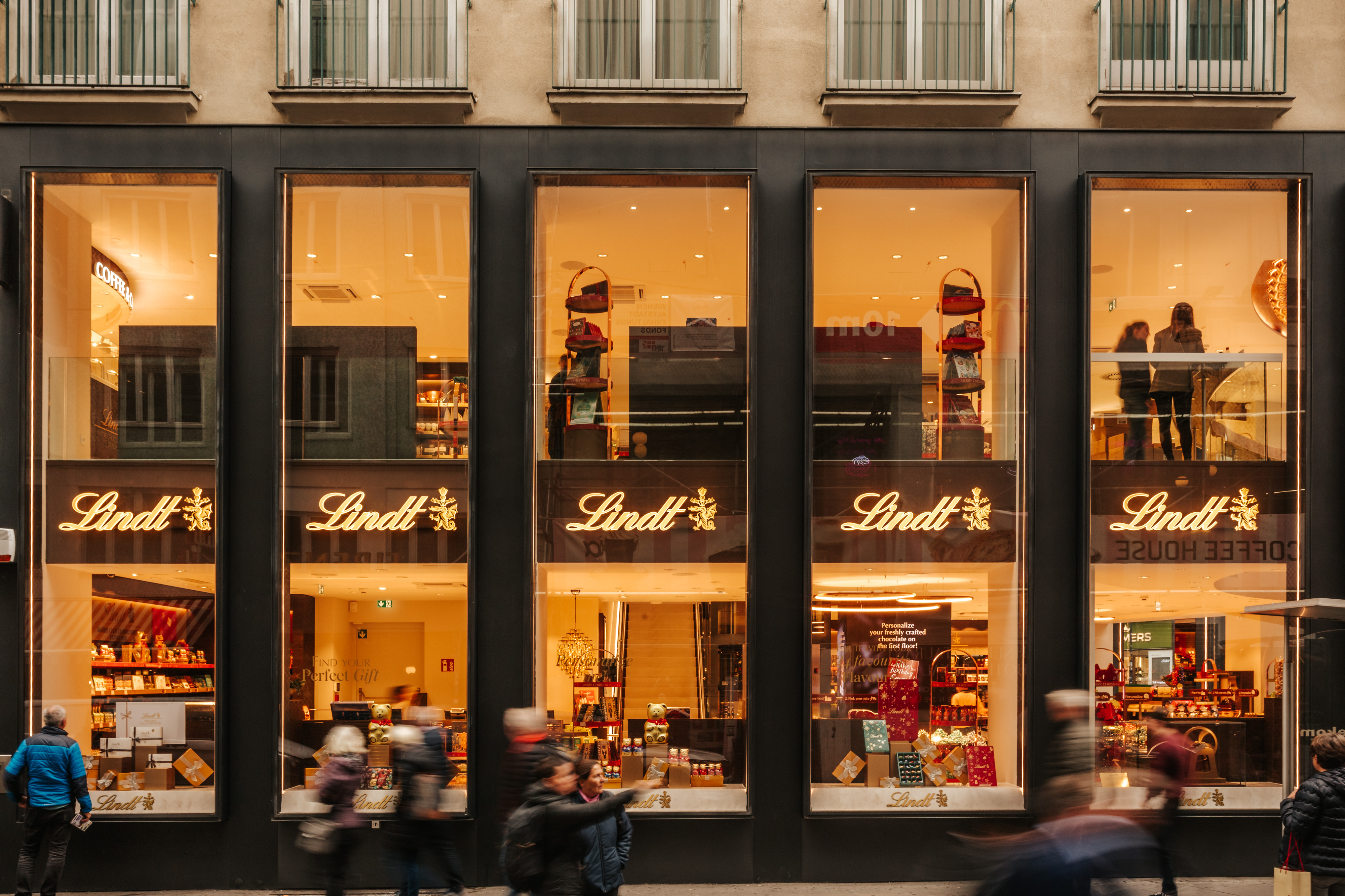 Lindt & Sprüngli Flagship Store I © Philipp Lipiarski